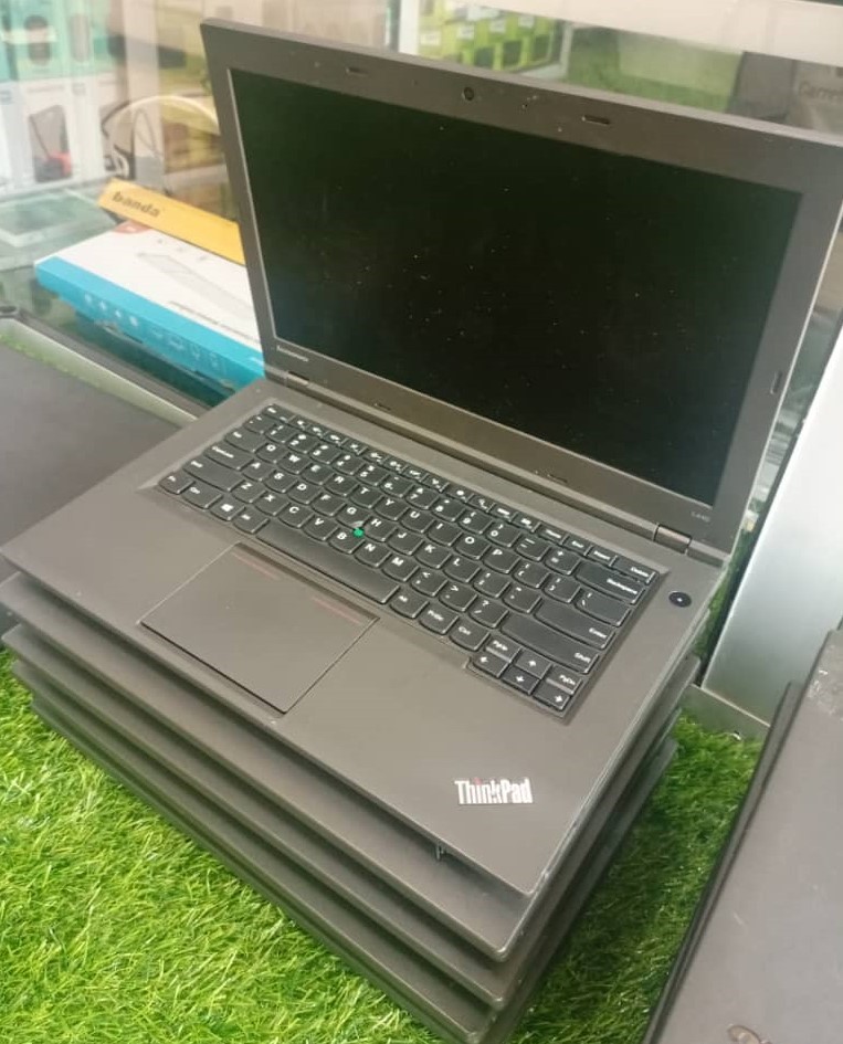 Dell latitute E7240 Image